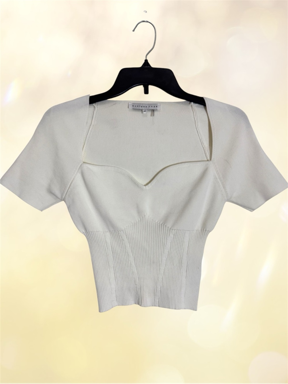 2.7 AUGUST APPAREL Cream Short Sleeve Sweetheart-Neck Ribbed Crop Sweater XS